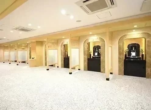 納骨堂と永代供養の違いとは？関係性やメリットをわかりやすく解説