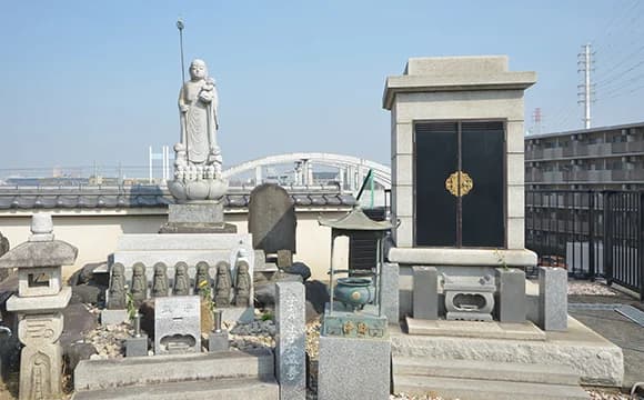 医王寺 実相霊廟納骨壇