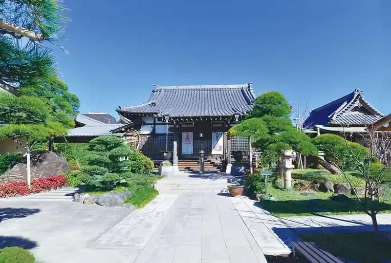本高山 城立寺 （椿墓苑）