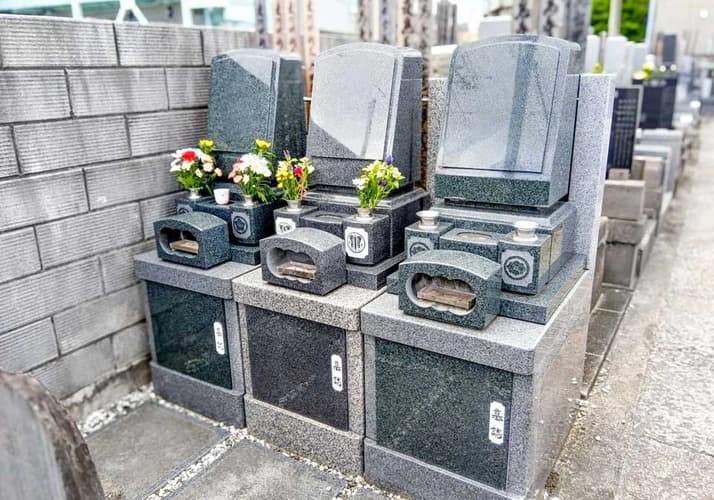 十念寺墓苑