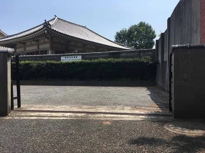 長伝寺墓苑