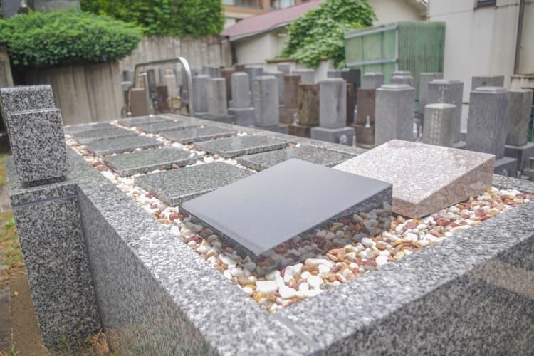 真福寺（元麻布墓苑）