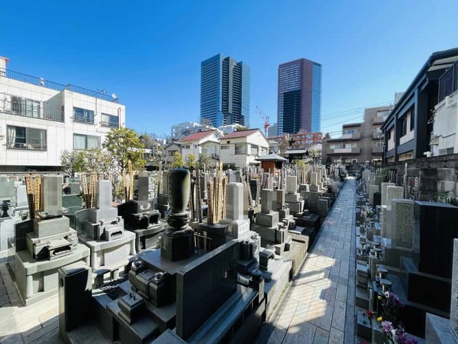 林泉寺墓苑