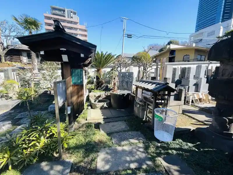 普門山 慈眼寺