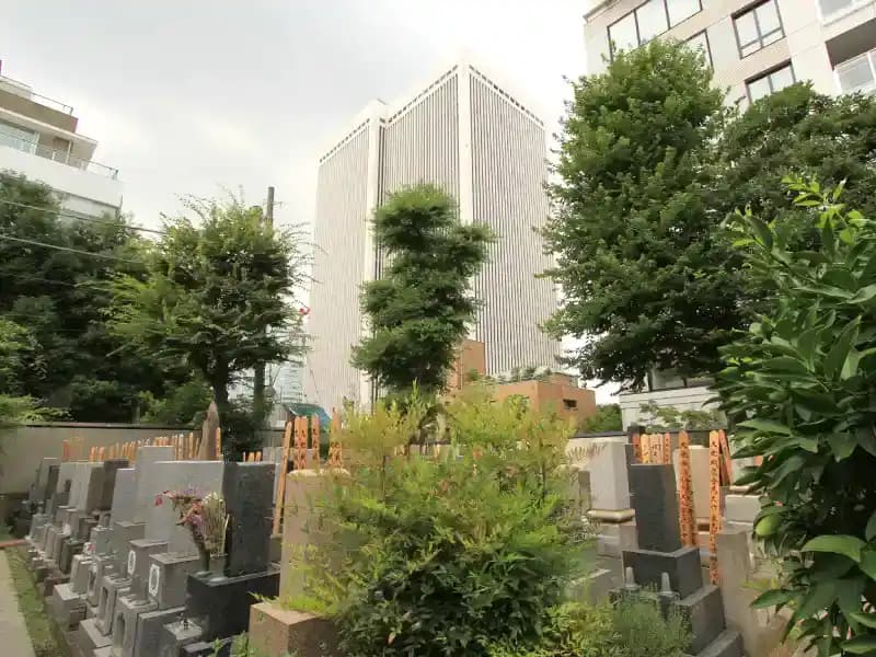 萬輝山 陽泉寺