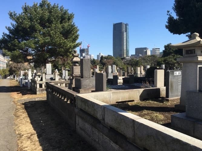 都立 青山霊園