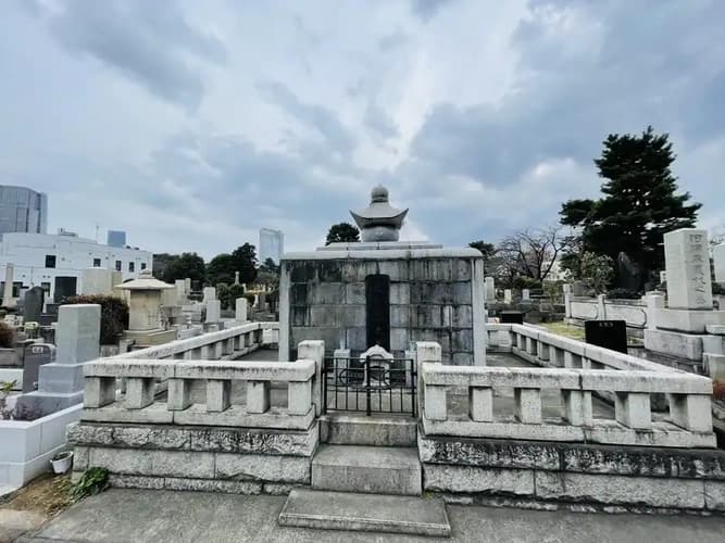 都立 青山霊園