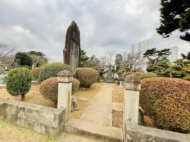 都立 青山霊園