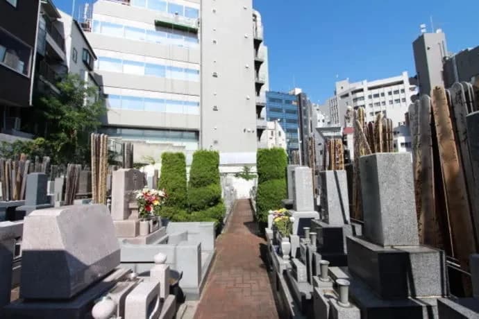 長耀寺墓苑