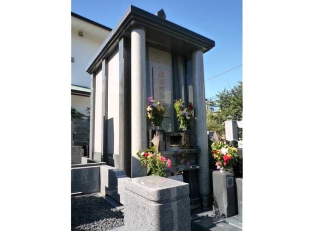 泉明寺 納骨堂