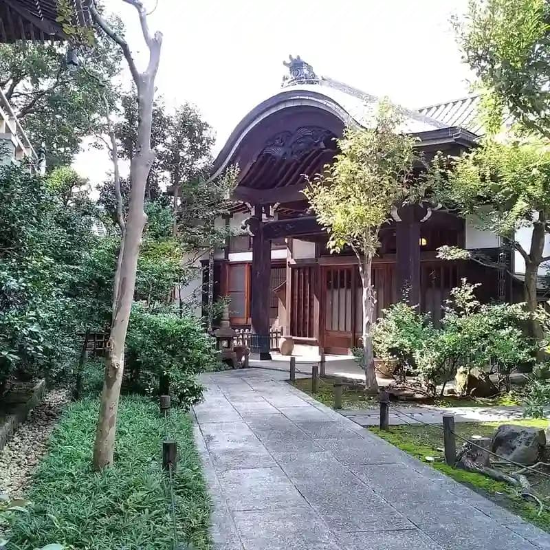 客殿入り口