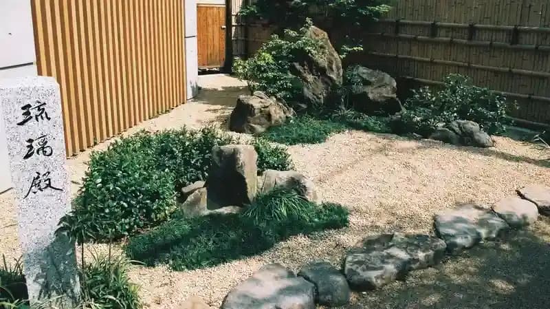 新宿琉璃殿（東京牛込琉璃殿）