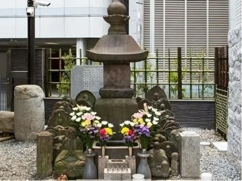 屋内墓苑 新宿御苑前聖陵