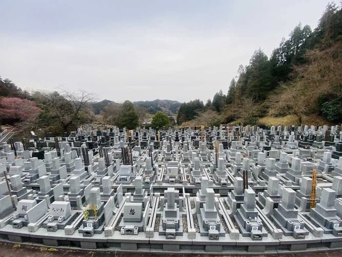 多摩聖地霊園