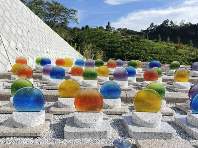 墓標には好きなメッセージ、お名前など彫刻できます