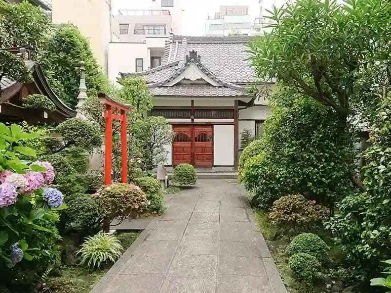 池上本門寺山内 法泉寺墓地