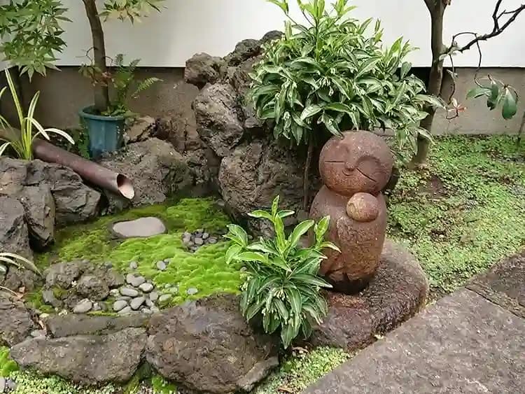池上本門寺山内 法泉寺墓地