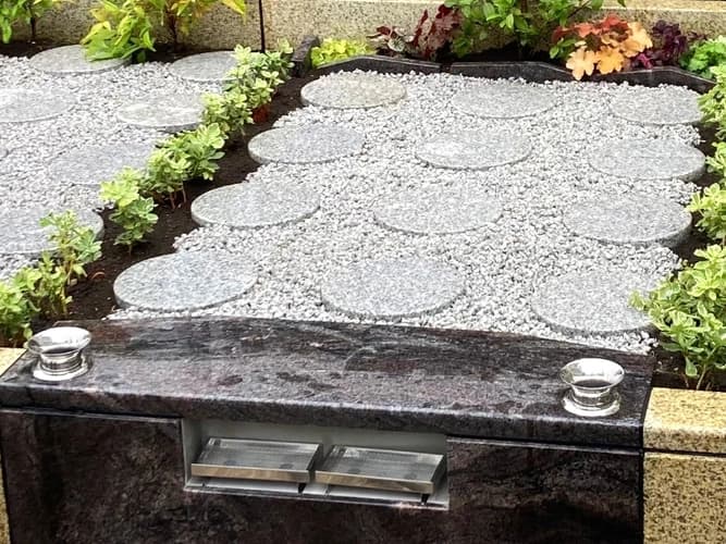 プレミアム中野樹木葬墓地