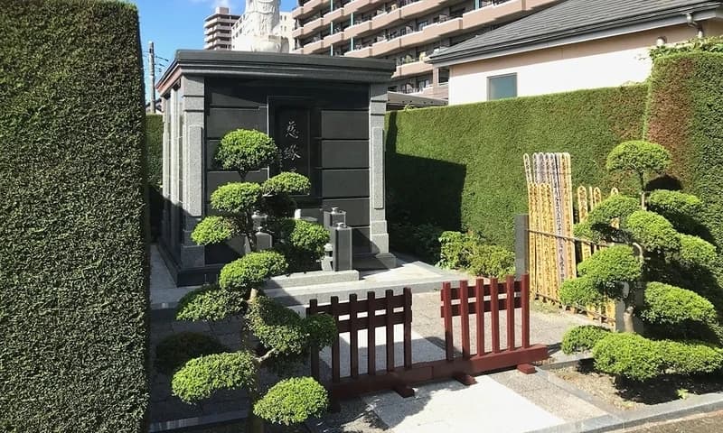 宗保院 永代供養墓「慈縁塔」