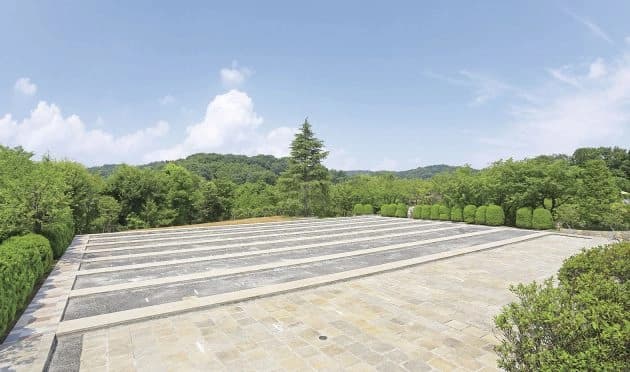 メモリアルフォレスト多摩【永代供養墓】