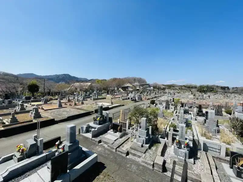 墓地全景③