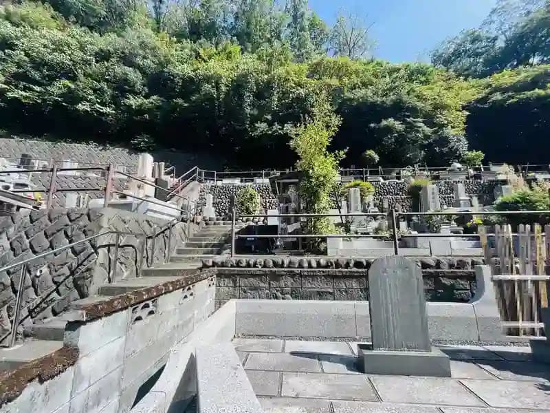 高尾山 薬王院墓地