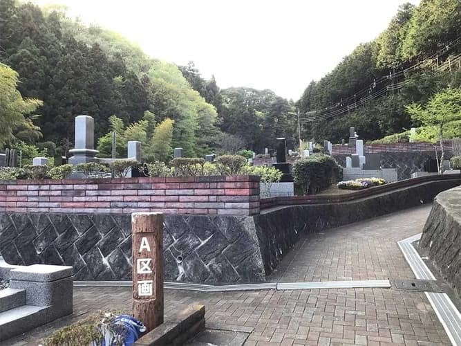八王子の杜公園墓地