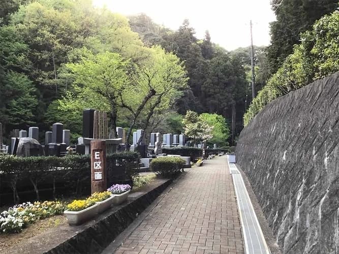 八王子の杜公園墓地