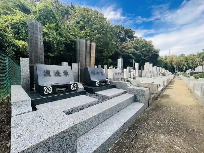 片倉聖地霊苑