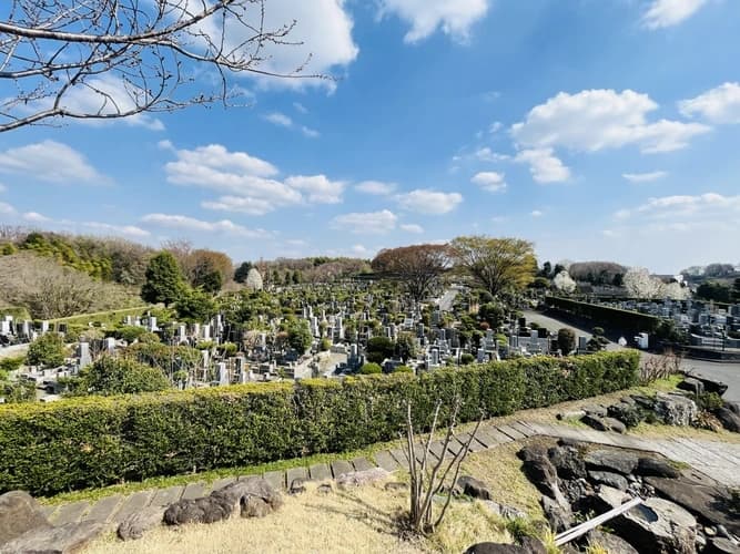まや霊園