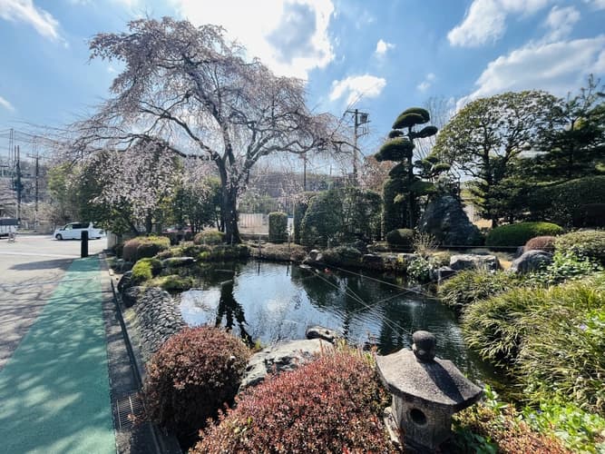 まや霊園