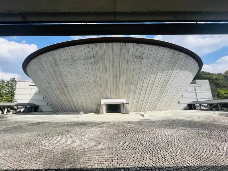 都立 多磨霊園