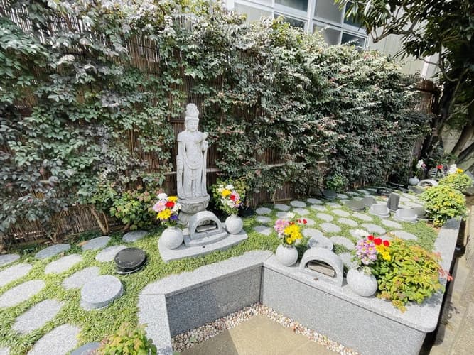 小石川樹木葬墓地