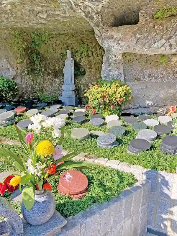 鎌倉樹木葬墓地・安穏廟