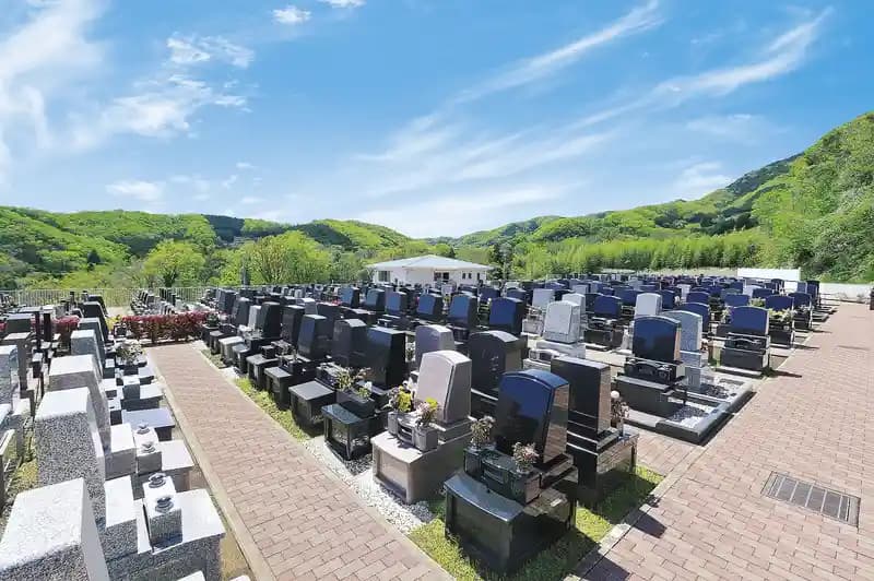 鶴巻霊園 もえぎのさと
