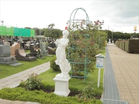 メモリアルパーク花の郷聖地 相模大塚 樹木葬・永代供養墓