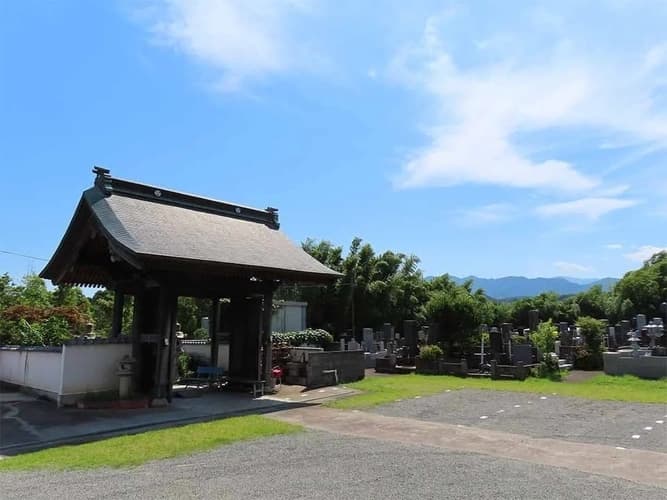 戒善寺墓地（安穏廟 永代供養墓）