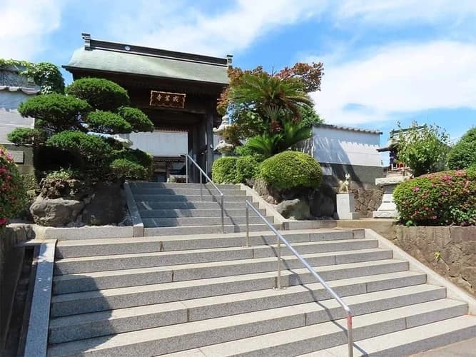 戒善寺墓地（安穏廟 永代供養墓）