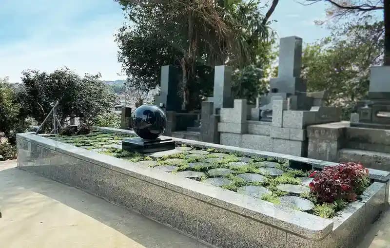 「愛樹木葬」横須賀衣笠の郷樹木葬墓地