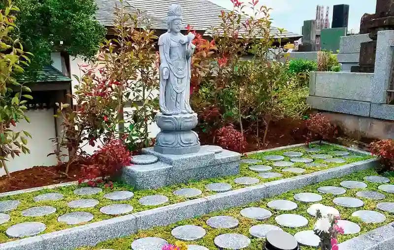 厚木里山樹木葬墓地