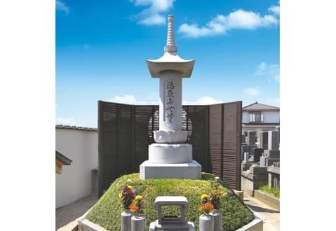 静翁寺墓苑