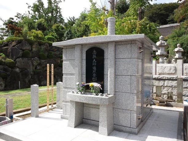 西方寺永代供養墓
