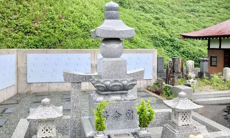 法泉寺「帰命廟」
