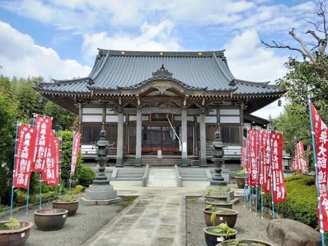 華蔵院 のうこつぼ