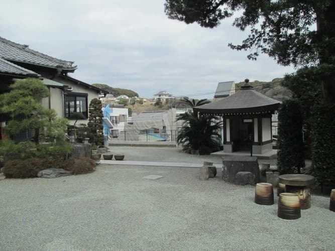 西徳寺
