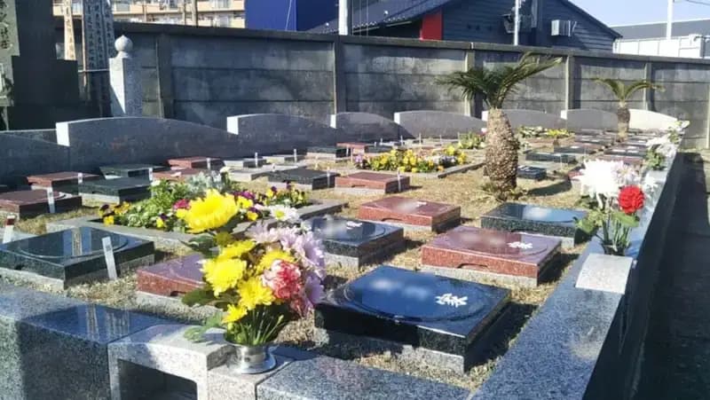プレミアム茅ヶ崎湘南の空樹木葬墓地