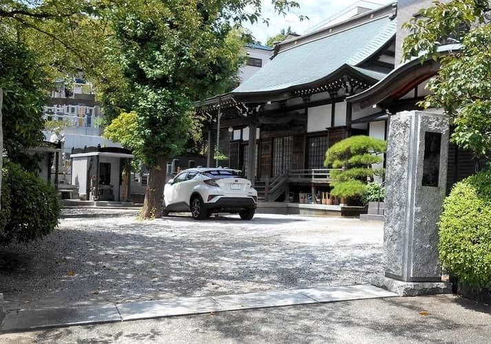 長円寺墓苑