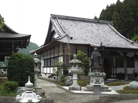 蓮久寺 華厳堂