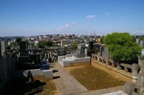 仏立 横浜本立寺霊苑