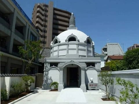 正楽寺納骨堂 顕實閣